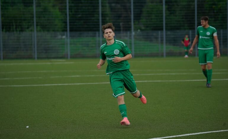 Християн Петров влезе като резерва при загуба на Хееренвеен от АЗ Алкмаар