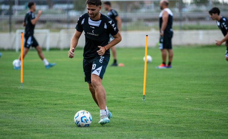 Килиан Мбапе поднови тренировки преди реванша с Байерн