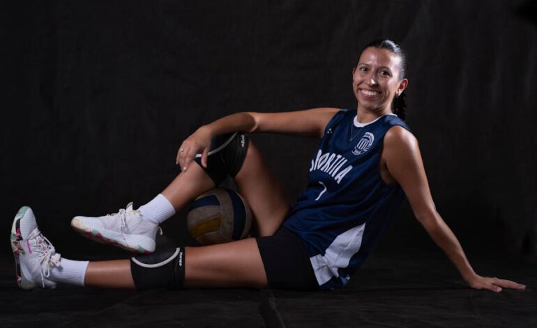 Волейболистките на Левски са на победа от финал с Марица